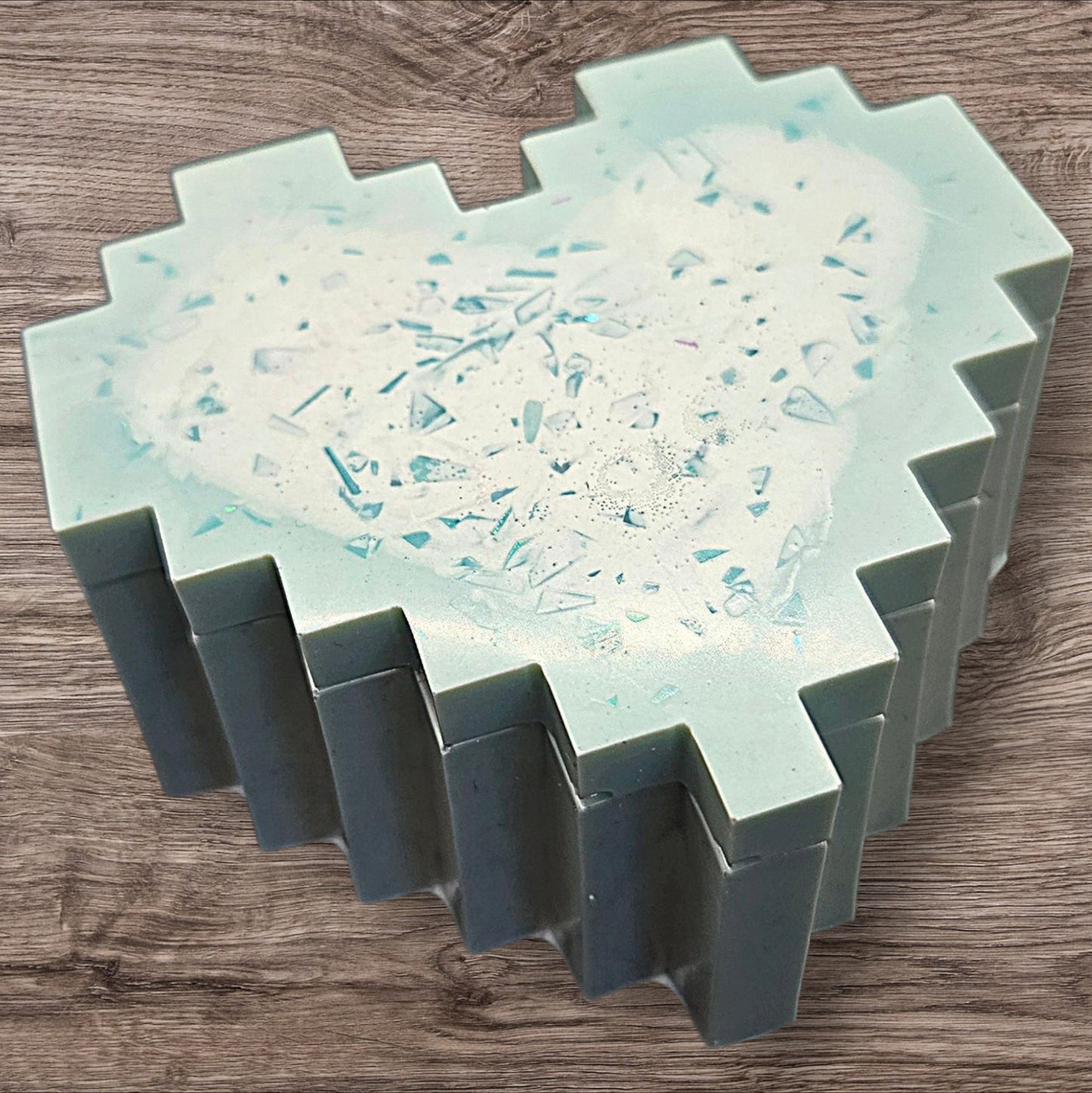 Pixel Love: Marbled Mint Heart Box