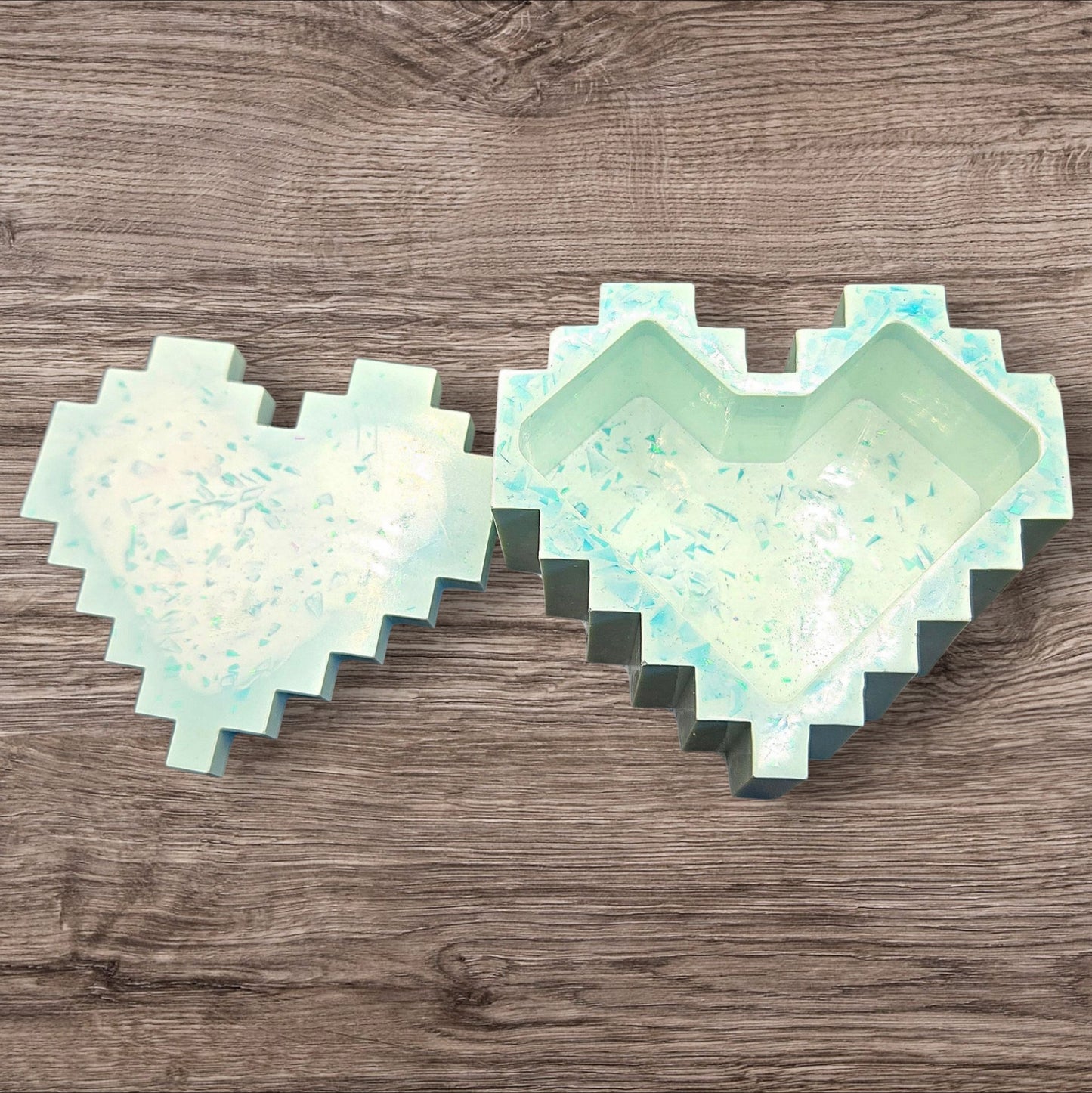 Pixel Love: Marbled Mint Heart Box